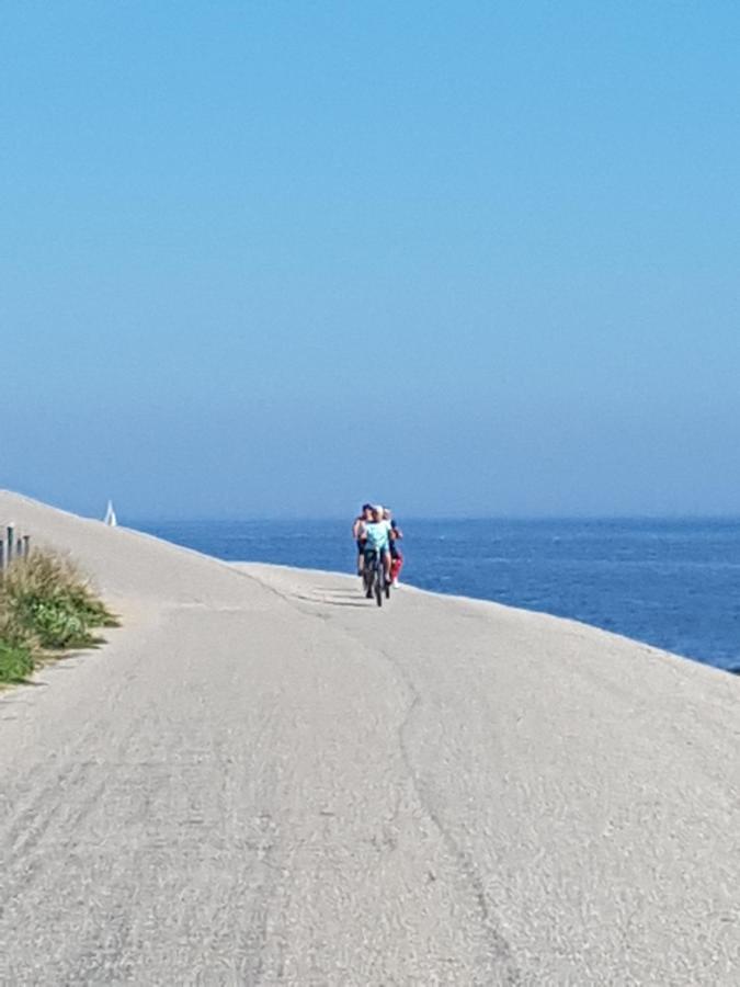 Romantisch Huisje Nabij Het Strand Met Uitzicht Op De Tulpenvelden Юлианадорп Экстерьер фото