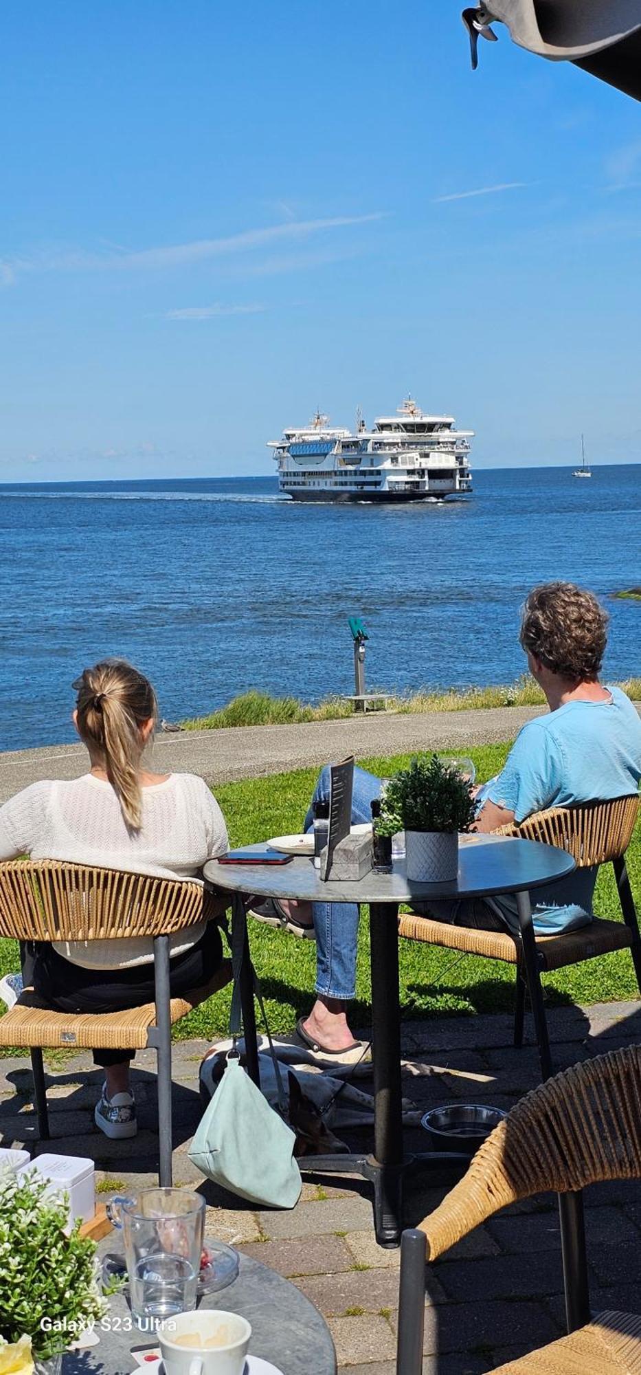 Romantisch Huisje Nabij Het Strand Met Uitzicht Op De Tulpenvelden Юлианадорп Экстерьер фото